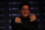 Shahrukh Khan unveils Tag Heuer Carrera series in Mumbai on 6th Aug 2012 (31).JPG